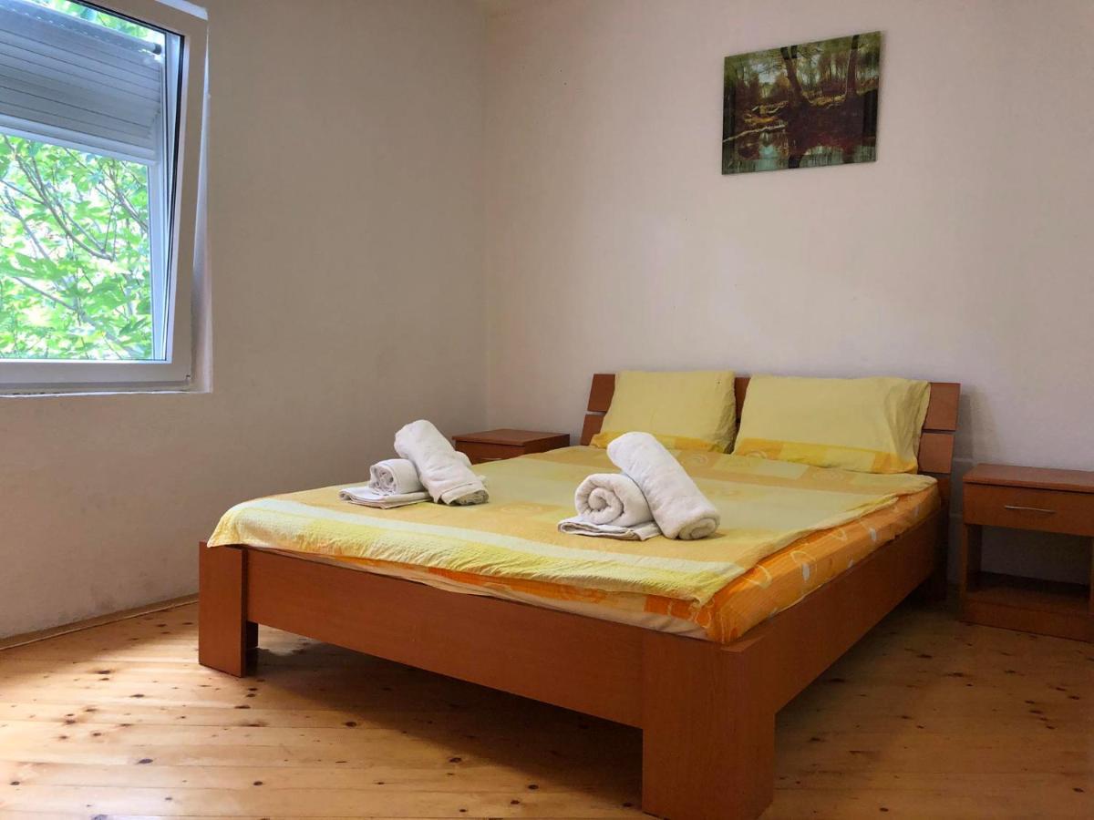 Apartments Veronika Охрид Екстер'єр фото
